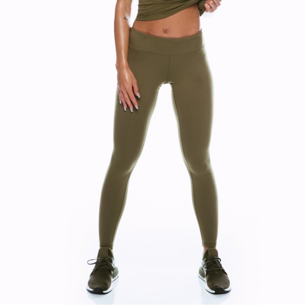NWOT Mid Waist Saski Olive Green Leggings